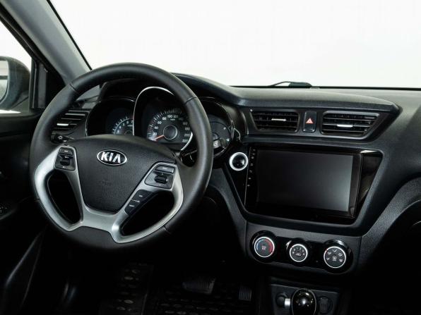 Kia Rio III Рестайлинг с пробегом 2016 года, цена 1 240 000 рублей, 90000 км, седан, Автокод Объявления
