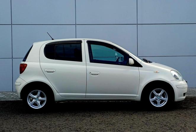 Toyota Vitz I (P10) с пробегом 2003 года, цена 570 000 рублей, 141994 км, хэтчбек, Автокод Объявления