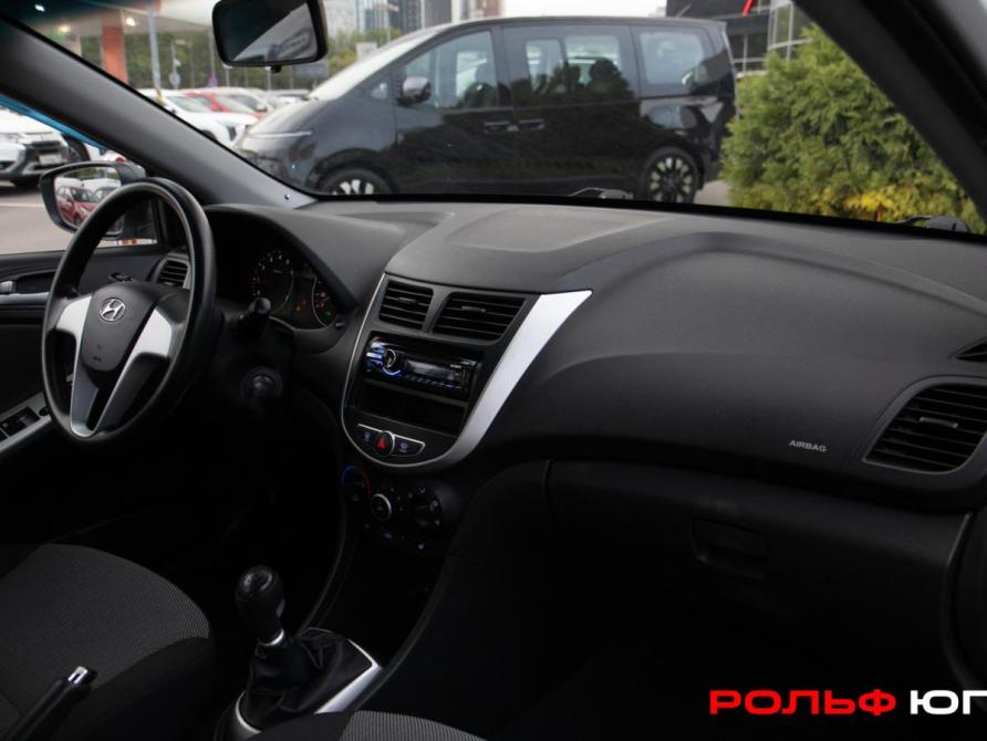 Hyundai Solaris I Москва  - изображение 7