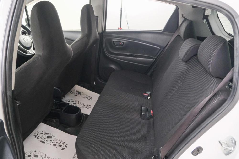 Toyota Vitz III (XP130) Рестайлинг Красноярск  - изображение 19