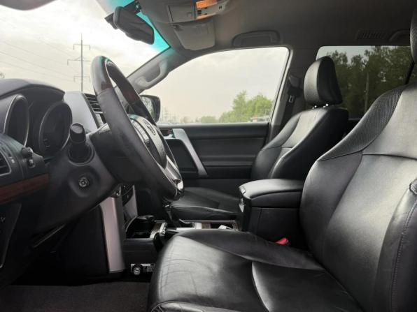 Toyota Land Cruiser Prado 150 Series с пробегом 2009 года, цена 2 689 000 рублей, 172123 км, внедорожник, Автокод Объявления