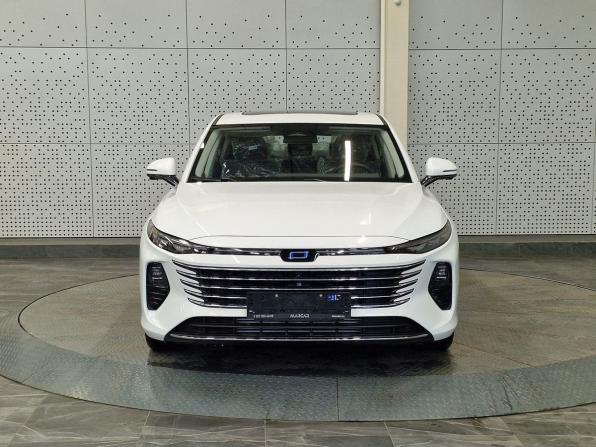 Новый FAW Bestune B70 I 2024 года, цена 2 300 000 рублей, лифтбек, Автокод Объявления