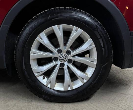 Volkswagen Tiguan II с пробегом 2018 года, цена 2 499 000 рублей, 184000 км, внедорожник, Автокод Объявления