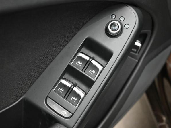 Audi A4 IV (B8) Рестайлинг с пробегом 2014 года, цена 1 560 000 рублей, 170058 км, седан, Автокод Объявления