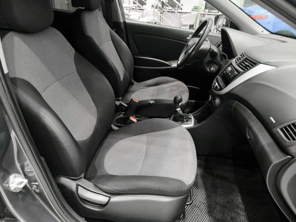Hyundai Solaris I с пробегом 2012 года, цена 599 000 рублей, 209000 км, хэтчбек, Автокод Объявления
