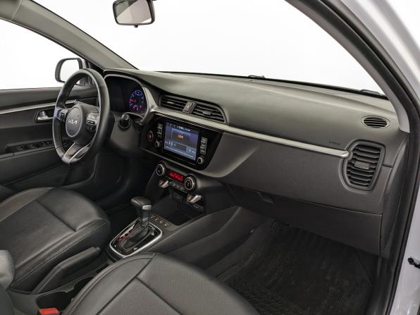 Kia Rio IV Рестайлинг с пробегом 2021 года, цена 1 670 000 рублей, 53811 км, седан, Автокод Объявления