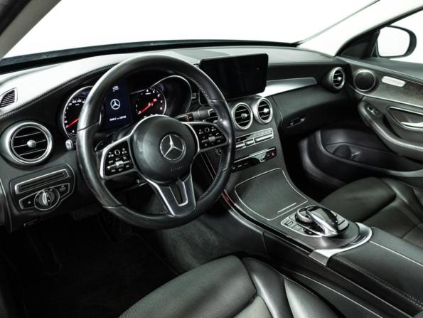 Mercedes-Benz C-Класс IV (W205) Рестайлинг с пробегом 2020 года, цена 2 599 700 рублей, 135663 км, седан, Автокод Объявления