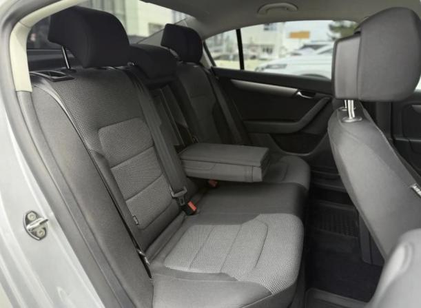 Volkswagen Passat B7 с пробегом 2011 года, цена 1 490 000 рублей, 114650 км, седан, Автокод Объявления