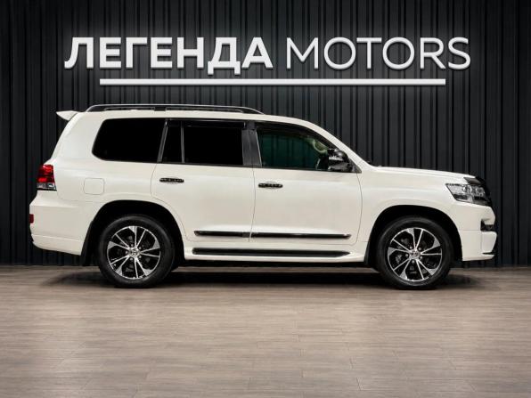 Toyota Land Cruiser 200 Series Рестайлинг 2 с пробегом 2020 года, цена 7 690 000 рублей, 79155 км, внедорожник, Автокод Объявления