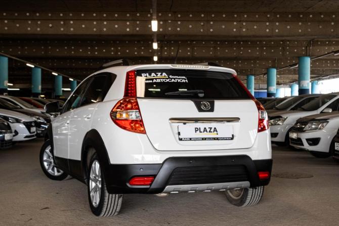 Dongfeng H30 Cross с пробегом 2015 года, цена 595 000 рублей, 98191 км, хэтчбек, Автокод Объявления