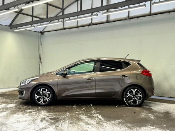 Kia Ceed II Рестайлинг с пробегом 2015 года, цена 1 299 000 рублей, 173582 км, хэтчбек, Автокод Объявления