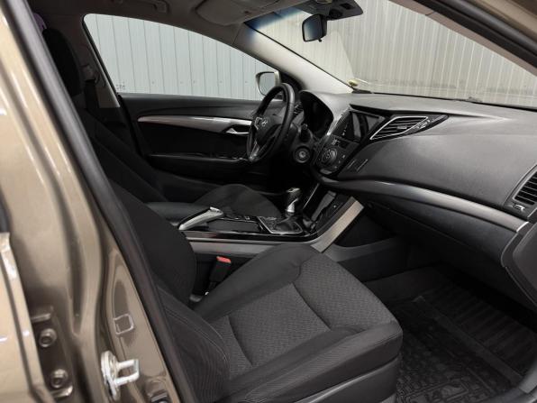 Hyundai i40 I с пробегом 2013 года, цена 1 220 000 рублей, 170628 км, седан, Автокод Объявления