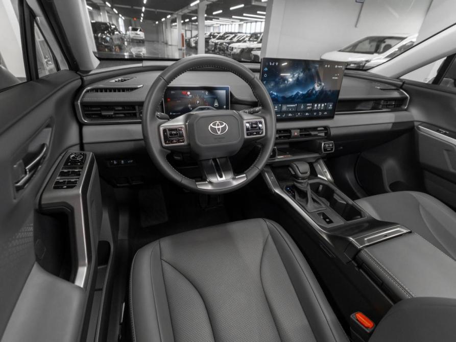 Toyota RAV4 VI (XA60) Москва  - изображение 7