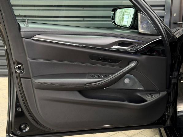 BMW M5 VI (F90) с пробегом 2018 года, цена 6 900 000 рублей, 87196 км, седан, Автокод Объявления