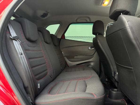 Renault Kaptur I с пробегом 2018 года, цена 1 770 000 рублей, 106437 км, внедорожник, Автокод Объявления