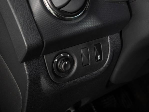 Renault Logan II Рестайлинг с пробегом 2022 года, цена 1 344 000 рублей, 39636 км, седан, Автокод Объявления