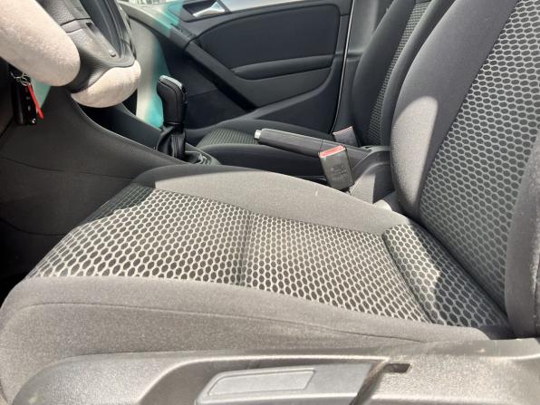 Volkswagen Golf VI с пробегом 2011 года, цена 750 000 рублей, 203317 км, хэтчбек, Автокод Объявления