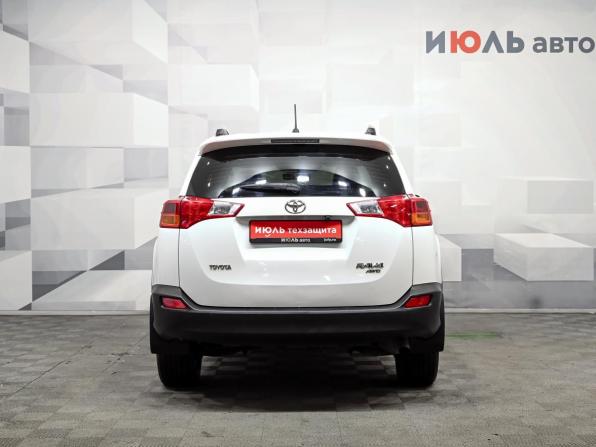 Toyota RAV4 IV (XA40) с пробегом 2015 года, цена 1 820 000 рублей, 250548 км, внедорожник, Автокод Объявления
