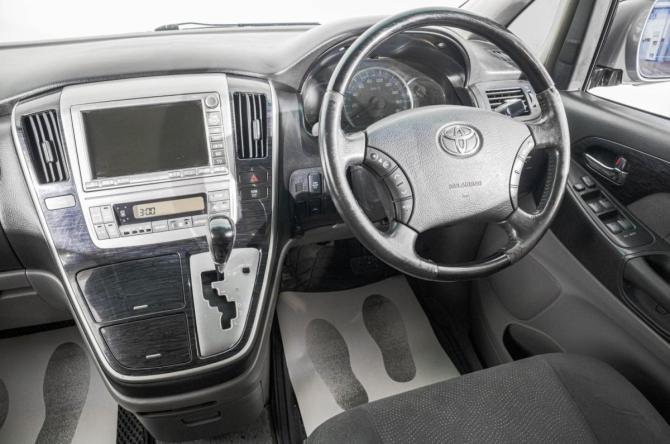 Toyota Alphard I Рестайлинг с пробегом 2008 года, цена 1 609 000 рублей, 210000 км, минивэн, Автокод Объявления