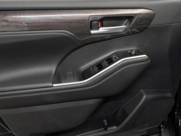 Toyota Highlander IV (XU70) с пробегом 2026 года, цена 5 450 000 рублей, 50 км, внедорожник, Автокод Объявления