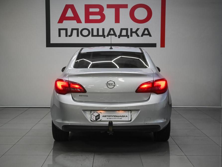 Opel Astra J Рестайлинг Челябинск  - изображение 8
