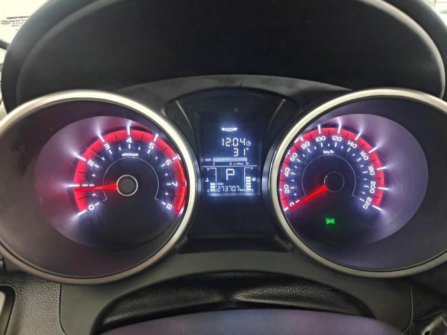 SsangYong Tivoli I Москва  - изображение 13