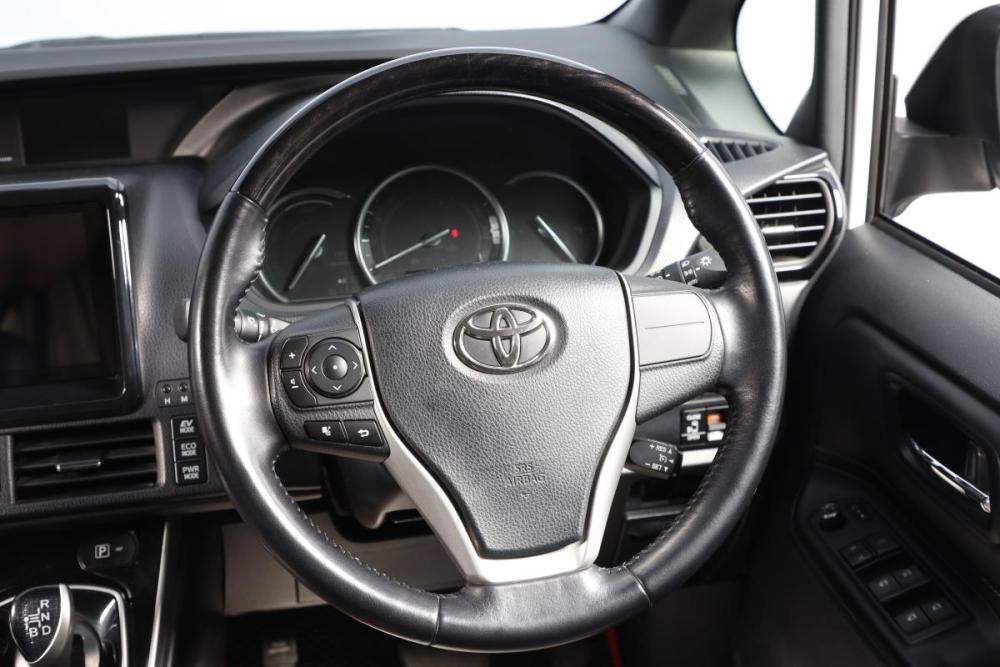 Toyota Esquire I Новосибирск  - изображение 13