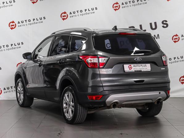 Ford Kuga II Рестайлинг с пробегом 2017 года, цена 1 560 000 рублей, 109592 км, внедорожник, Автокод Объявления