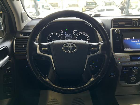Toyota Land Cruiser Prado 150 Series Рестайлинг 2 с пробегом 2019 года, цена 5 450 000 рублей, 181000 км, внедорожник, Автокод Объявления