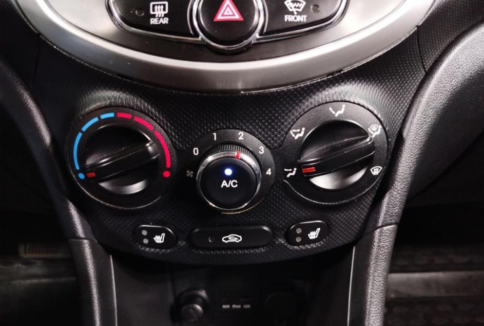 Hyundai Solaris I Саратов  - изображение 17