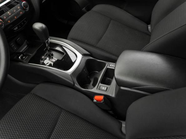 Nissan Qashqai II с пробегом 2018 года, цена 1 730 000 рублей, 68530 км, внедорожник, Автокод Объявления