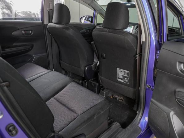 Toyota Wish II Рестайлинг с пробегом 2014 года, цена 1 649 000 рублей, 63593 км, минивэн, Автокод Объявления