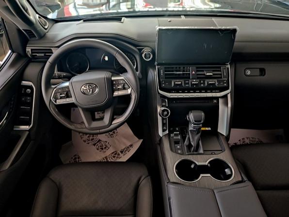 Новый Toyota Land Cruiser 300 Series 2025 года, цена 15 999 000 рублей, внедорожник, Автокод Объявления