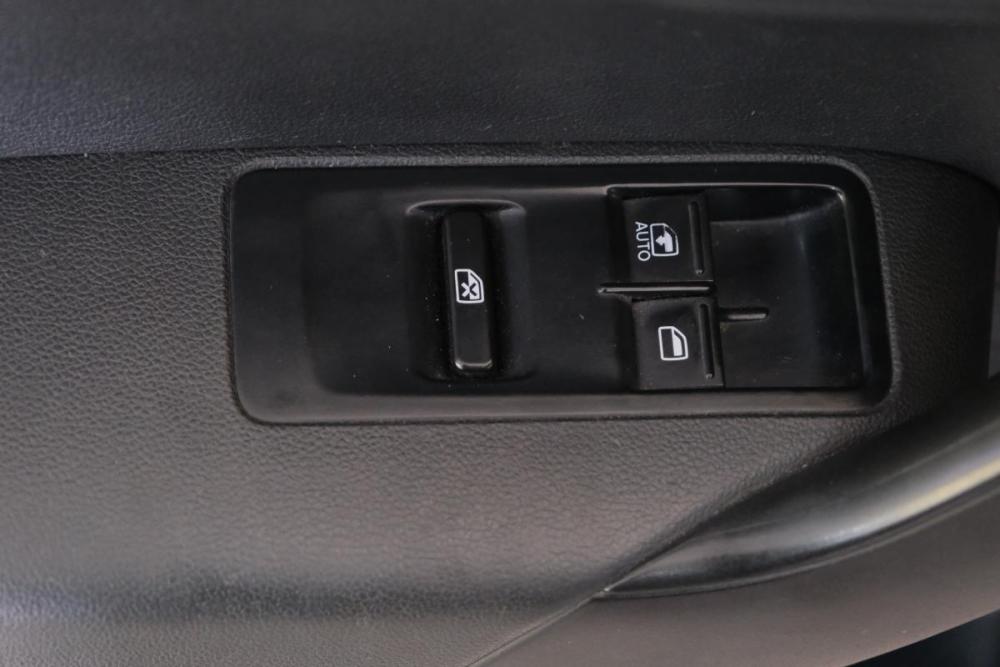 Volkswagen Polo V Омск  - изображение 10