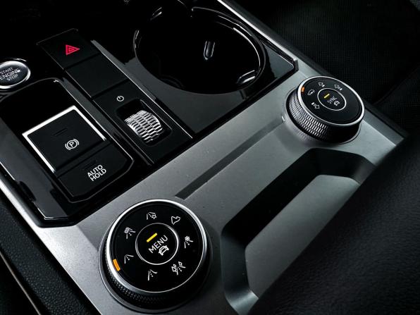 Volkswagen Touareg III с пробегом 2018 года, цена 5 650 000 рублей, 111049 км, внедорожник, Автокод Объявления