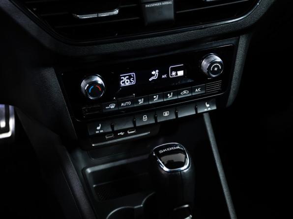 Skoda Rapid II с пробегом 2020 года, цена 2 129 999 рублей, 87700 км, лифтбек, Автокод Объявления