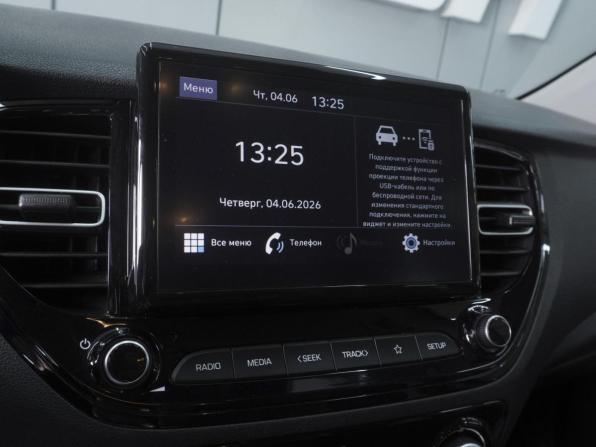 Hyundai Solaris II Рестайлинг с пробегом 2022 года, цена 2 029 000 рублей, 48100 км, седан, Автокод Объявления