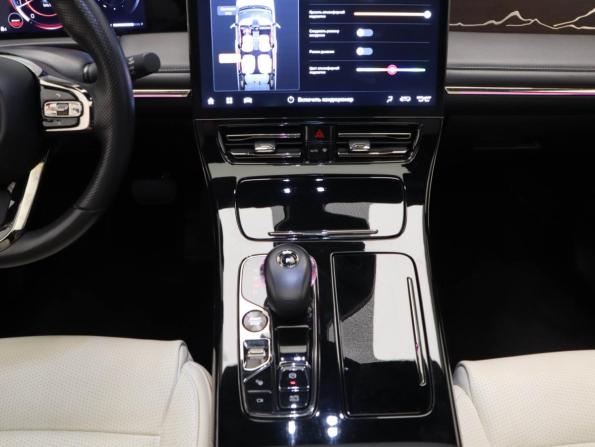 GAC M8 с пробегом 2024 года, цена 4 025 000 рублей, 90644 км, минивэн, Автокод Объявления