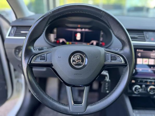 Skoda Octavia III (A7) Рестайлинг с пробегом 2019 года, цена 2 055 000 рублей, 70363 км, лифтбек, Автокод Объявления