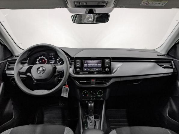 Skoda Rapid II с пробегом 2022 года, цена 1 725 000 рублей, 64409 км, лифтбек, Автокод Объявления