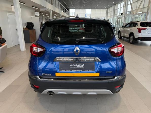 Renault Kaptur I Рестайлинг с пробегом 2021 года, цена 1 567 000 рублей, 118289 км, внедорожник, Автокод Объявления