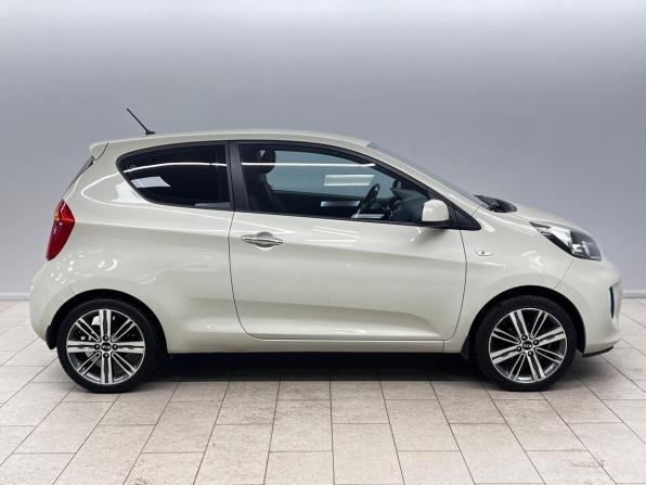 Kia Picanto II Рестайлинг с пробегом 2015 года, цена 988 000 рублей, 101908 км, хэтчбек, Автокод Объявления