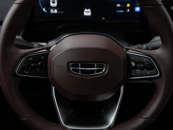 Geely Monjaro I с пробегом 2023 года, цена 3 133 000 рублей, 16158 км, внедорожник, Автокод Объявления