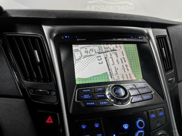 Hyundai Sonata VI (YF) с пробегом 2010 года, цена 910 000 рублей, 238000 км, седан, Автокод Объявления