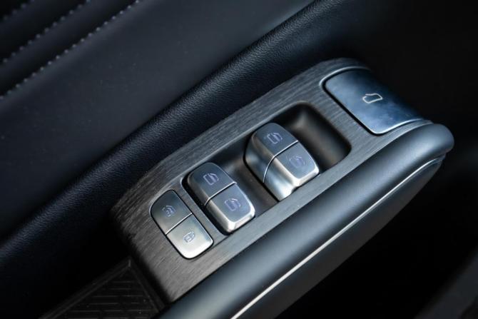 Новый Omoda C7 2025 года, цена 2 938 900 рублей, внедорожник, Автокод Объявления