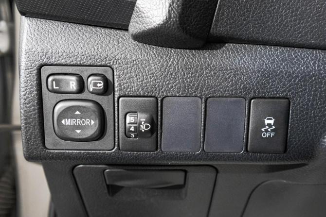 Toyota Auris II с пробегом 2013 года, цена 1 299 000 рублей, 100800 км, хэтчбек, Автокод Объявления