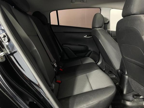 Kia Rio IV Рестайлинг с пробегом 2021 года, цена 1 522 000 рублей, 125202 км, хэтчбек, Автокод Объявления
