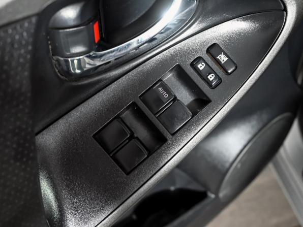 Toyota RAV4 III (XA30) Рестайлинг с пробегом 2012 года, цена 1 500 000 рублей, 112132 км, внедорожник, Автокод Объявления