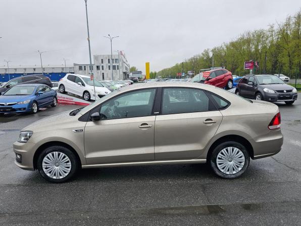 Volkswagen Polo V Рестайлинг с пробегом 2017 года, цена 1 344 995 рублей, 51380 км, седан, Автокод Объявления