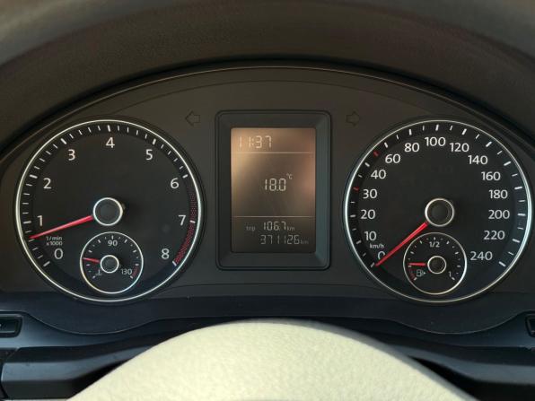Volkswagen Jetta V с пробегом 2009 года, цена 400 000 рублей, 371113 км, седан, Автокод Объявления